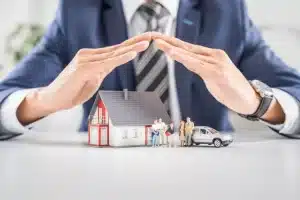 Should I Bundle Home and Auto Insurance to Save Money?